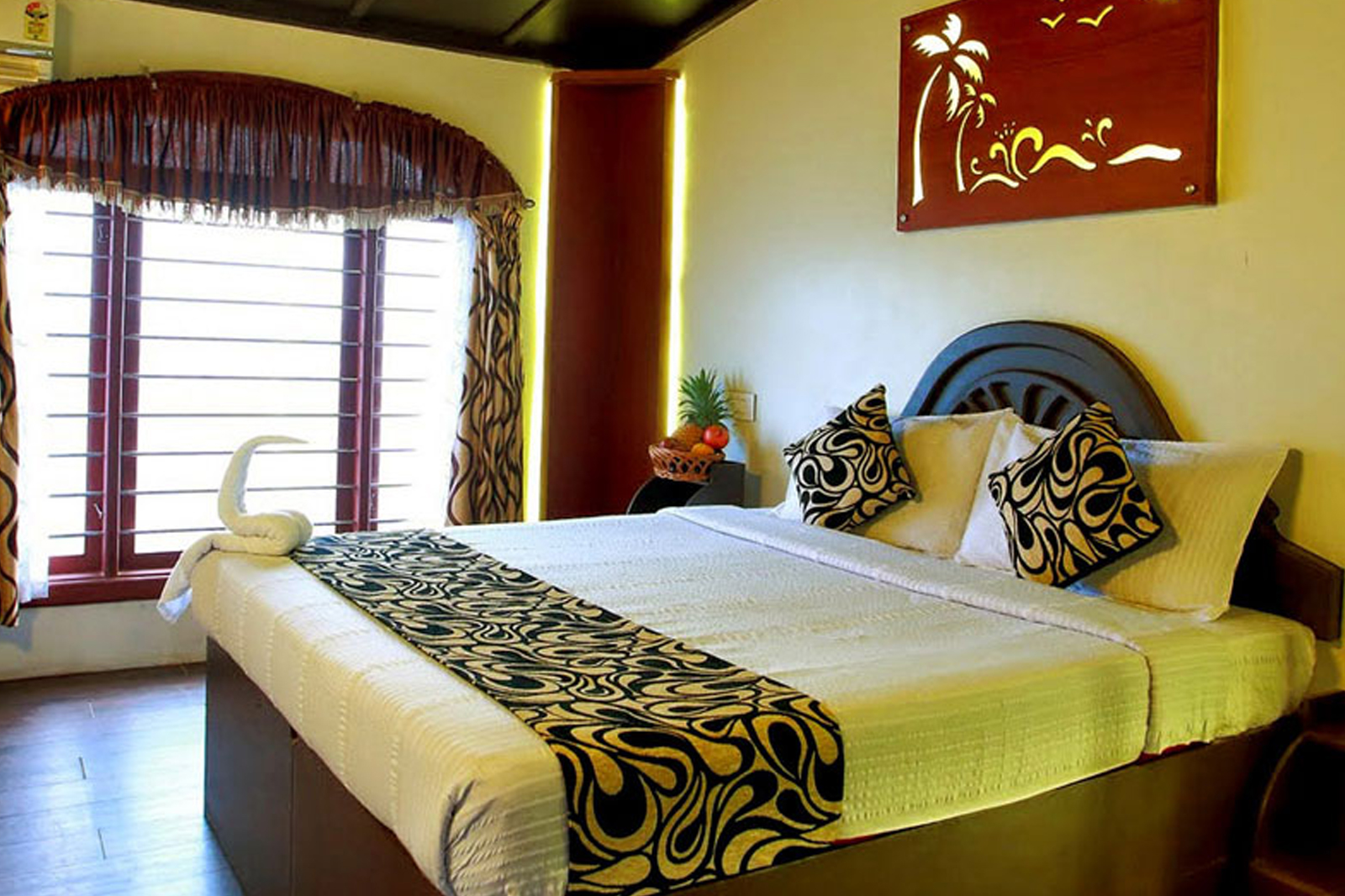 Best 3 bedroom stay in Alleppey