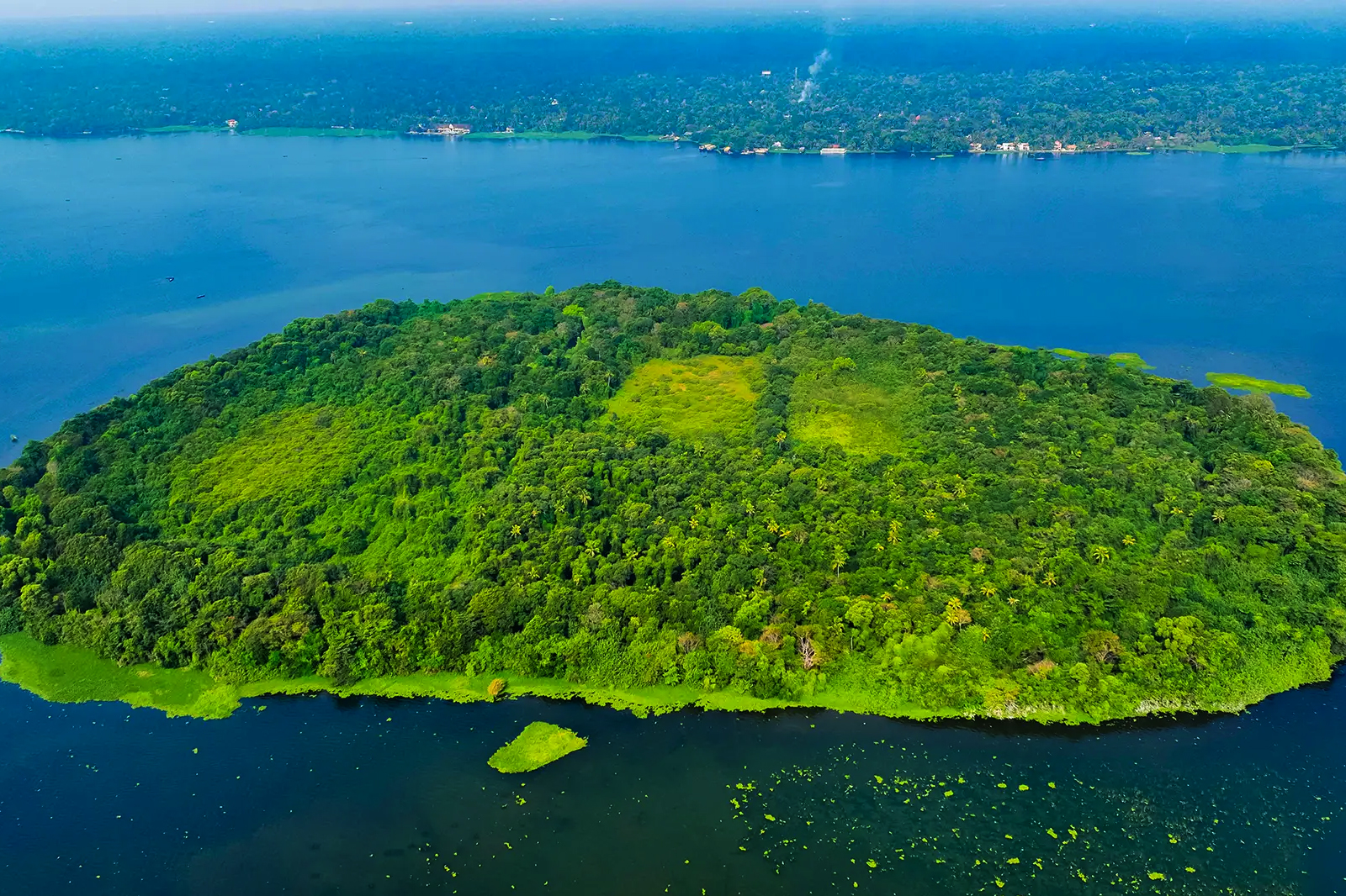 Pathiramanal Island alappuzha 