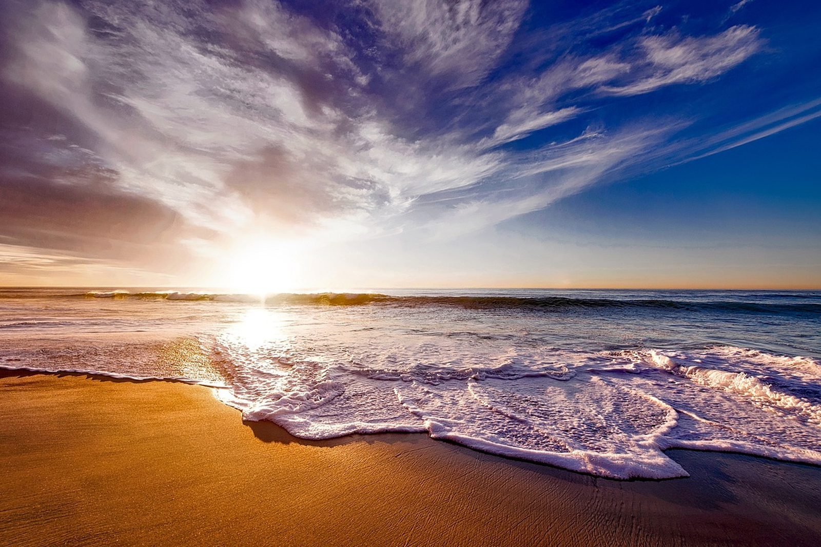 Marari beach alappuzha 